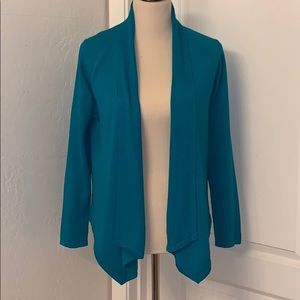 Green Cardigan by Fever, Size Medium 🌻